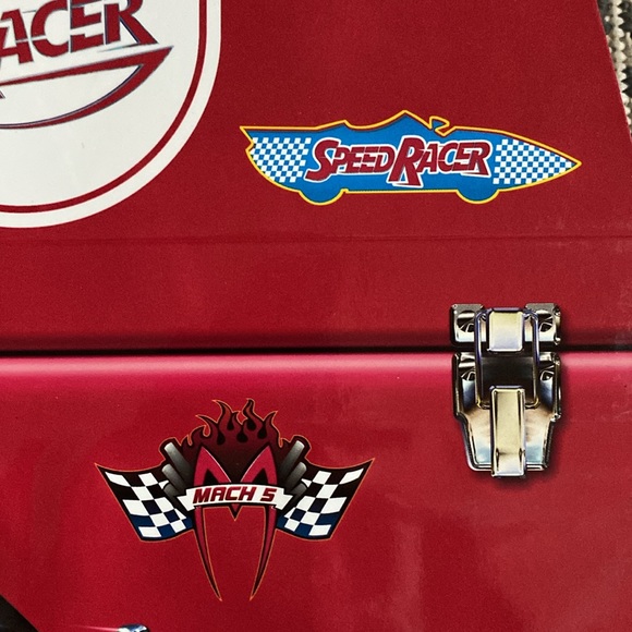 NEW W/TAGS🏁 12 Hallmark Speed Racer “Lunchbox” Gift Bags - Picture 10 of 13